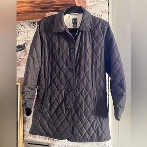GAP quilted black lightweight jacket